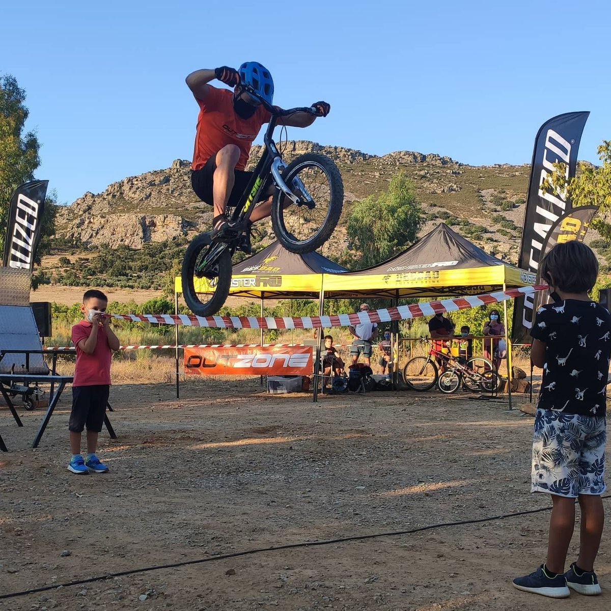 Expo de tecnologia e i+d  en #malpartidadecaceres

Visita la EXPO para ver nuestro #show #trial #bike   para todos los públicos 

Actividad: @outzone_team

Empezamos 17 18 19 #junio

expohightech.eu

#gaming #gamer #motor #españa #caceres #extremadura #tecnologia