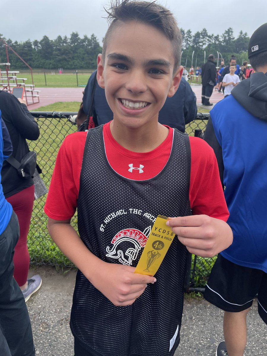 Ana82P's tweet photo. 4th place in 400m!!! Great job buddy! @st_smal https://t.co/aX0nodSK7T