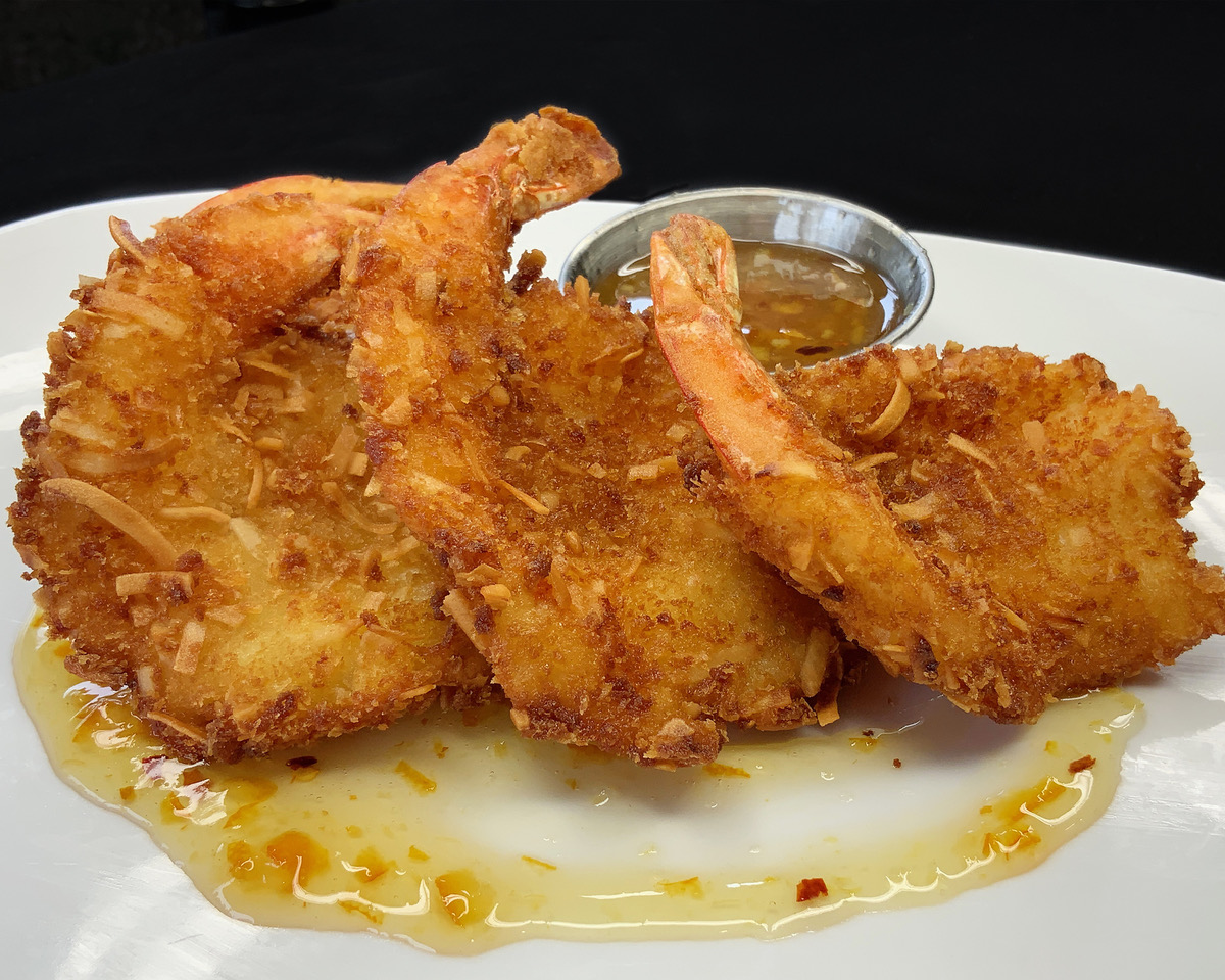 Sandras_WI's tweet photo. Who is your favorite person to bring to $2 off appetizers night!?💬
.
🍽️ Make Your Reservations Now
.
#SandrasOnThePark #WisconsinEats #WisconsinFoodie #MilwaukeeEats #ThingsToDoInMilwaukee #Wine #OrderOnline https://t.co/KWm9k5UZ9c