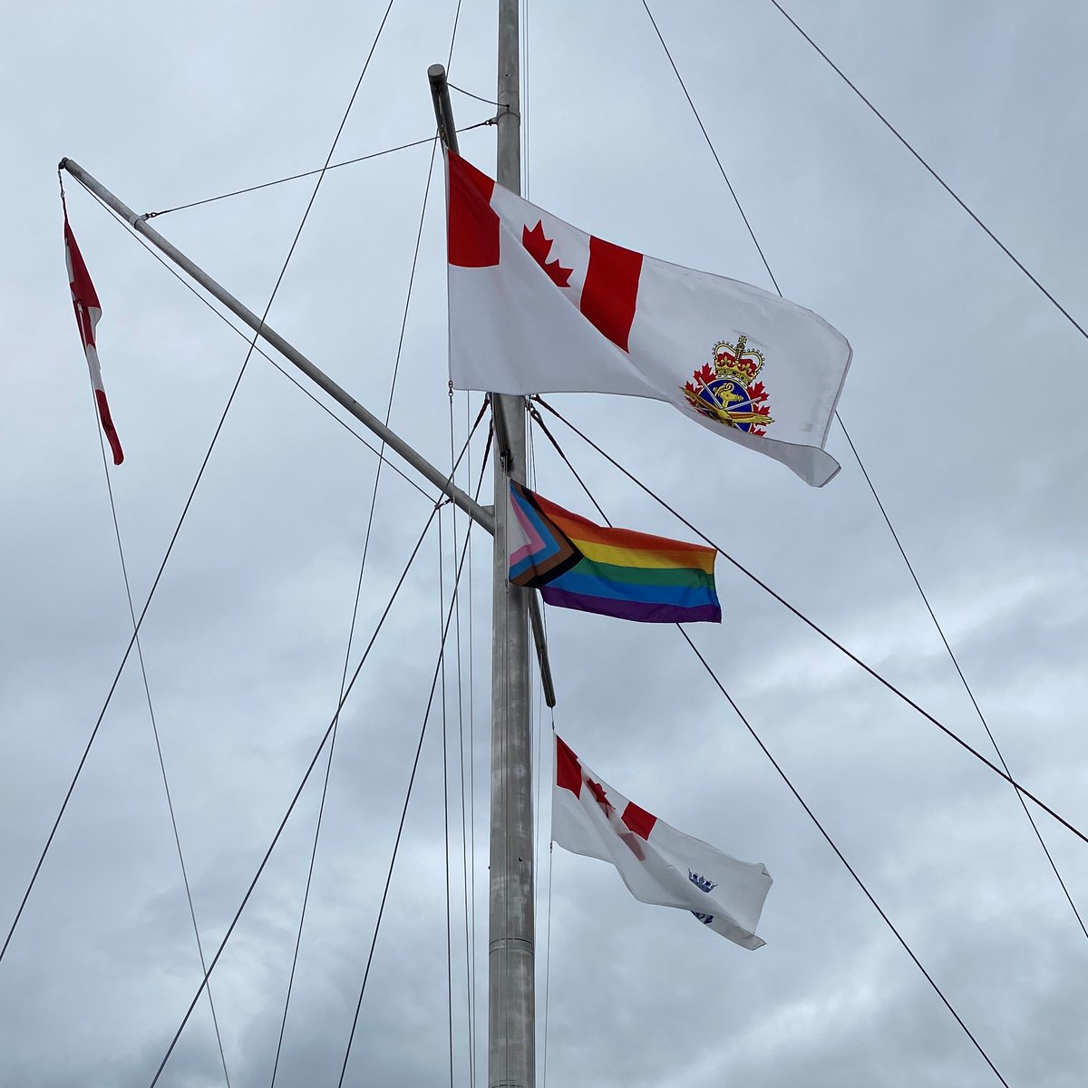 Pride Month is the perfect time to recognize and celebrate the contributions that LGBTQ2+ members make to the Defence Team. As part of Pride Month celebrations at CFB Esquimalt, a Pride flag will be flown on the base every day in June.