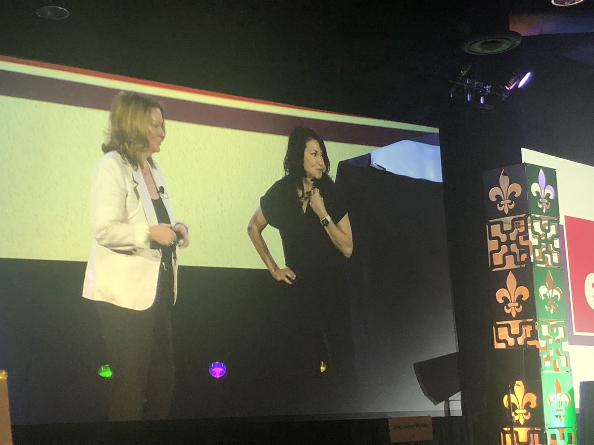 echaillo's tweet photo. Thanks to our great friends @ClaireConnects & @jackiedkavcak from @VanConventions @MeetVancouver for bringing such a practical /fun /engaging session. Brilliant speaker @DrewDavisHere #CubeofCreativity #pcmaec https://t.co/5WBuYJt2LE