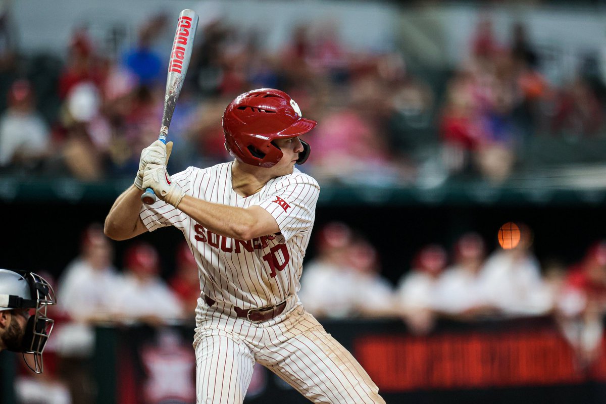MarucciSports's tweet photo. That Sooner Magic 🤌 
@OU_Baseball is onto the Supers! #Sooner #CollegePartner https://t.co/ktK8zYfSL8