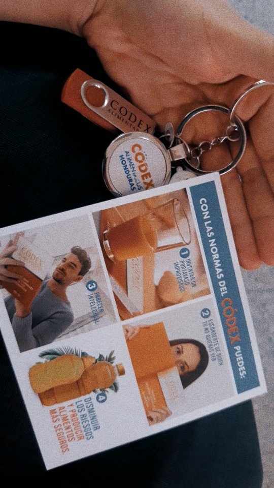dani_figueroa98's tweet photo. Charla ¿Qué es el Codex Alimentarius? En concordancia a las Actividades Día Mundial de la Inocuidad Alimentaria 🍇🍓❤
Por: @NormaUrquia12 
@FAOWHOCodex @CodexHonduras @OPSOMS_Honduras https://t.co/VSSghIzAyc