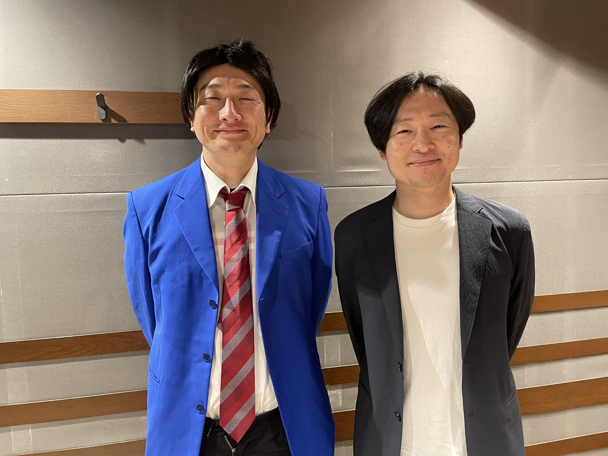 お笑い芸人 和牛 8点セット 和牛もオンラインクレーンゲームに夢中！？いつでもどこでも