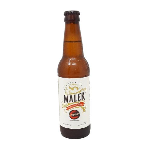 luismescobarc's tweet photo. @emalek1985 No eres un Aeropuerto y una cerveza? Jajaja Saludos https://t.co/04XSw64Sxe