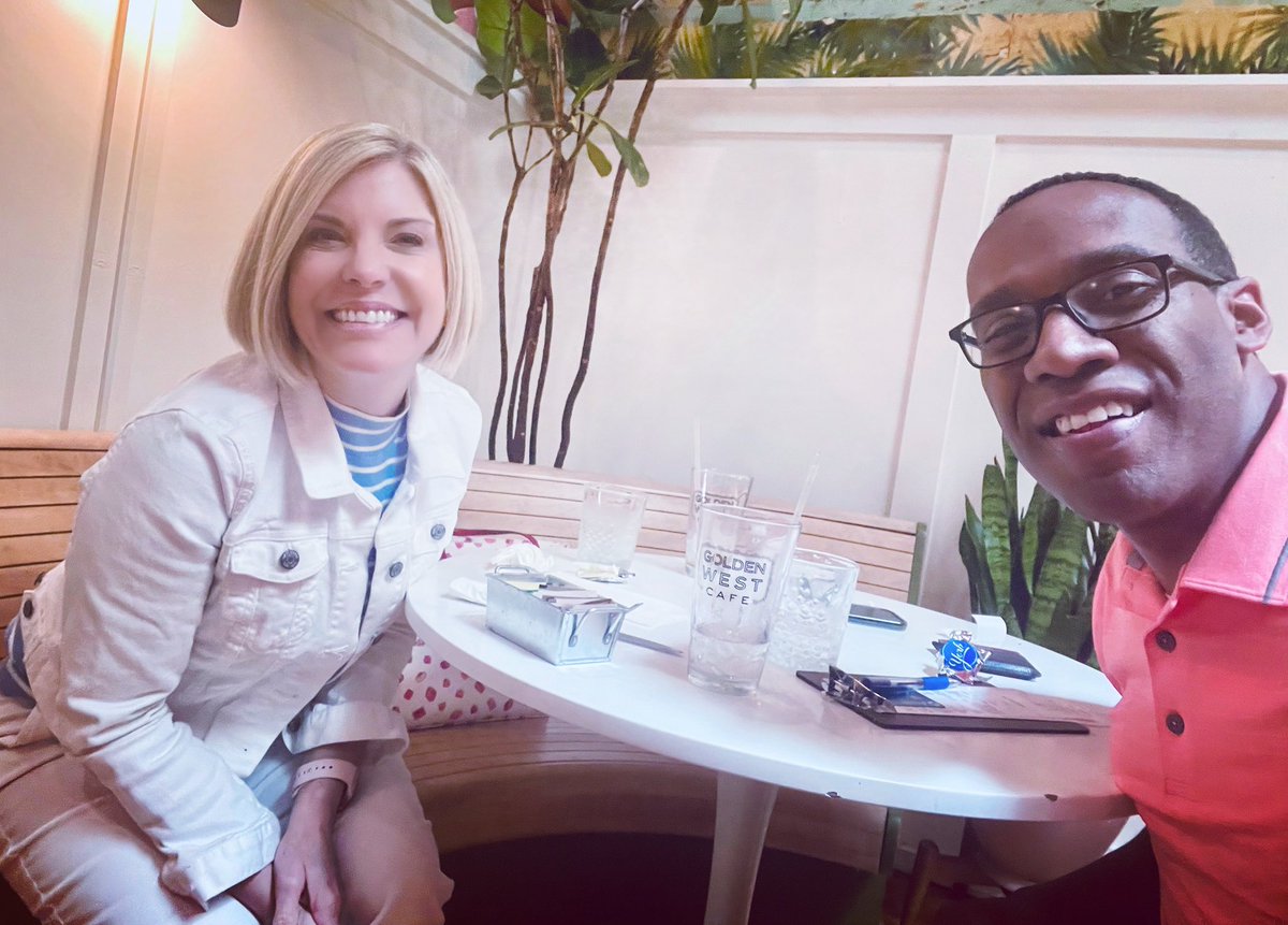 Look who treated me to lunch! Thankful for our friendship @JNNewtWBAL