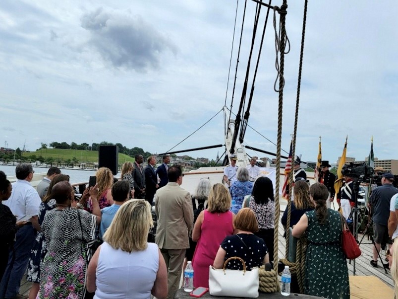 portofbalt's tweet photo. Maryland Fleet Week &amp; Flyover will be back IN-PERSON on September 7-13!

There will be food, aircraft tours &amp; live music. Attendees can also take ship tours! Md. Port Admin will be hosting our very own vessel tour at Locust Point! 

Visit https://t.co/E5aEYXlQUP for more info. https://t.co/TAOuobS62a