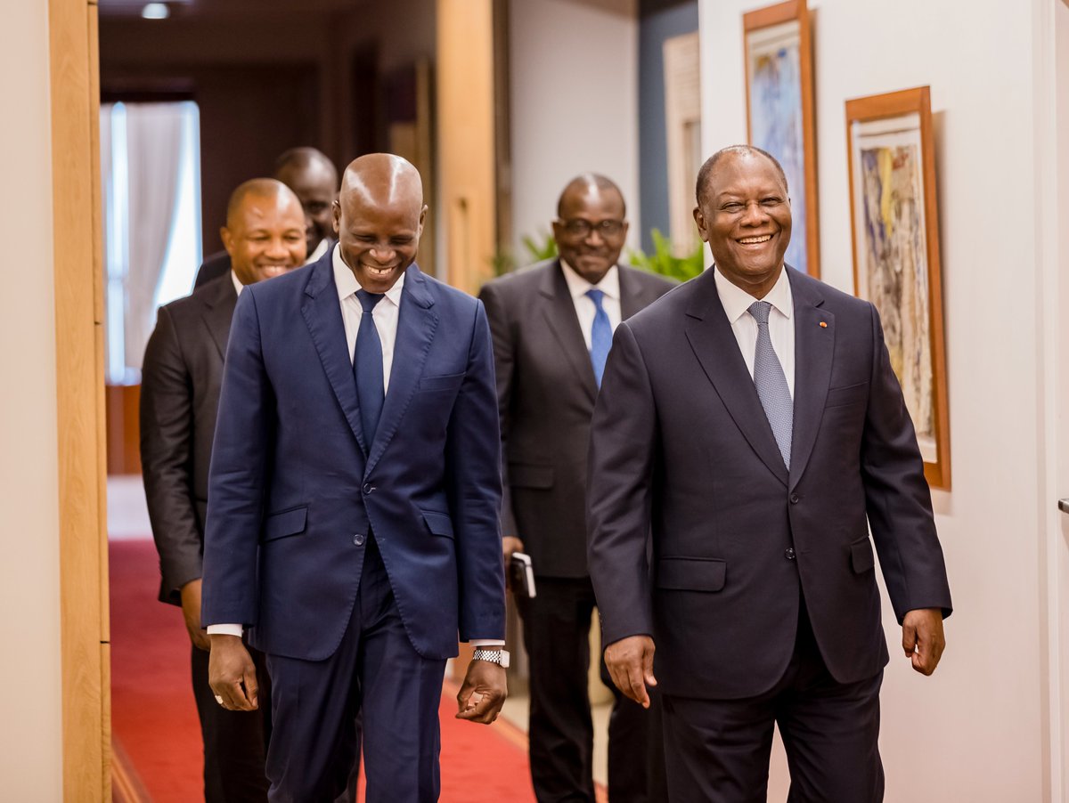 Presidenceci tweet media