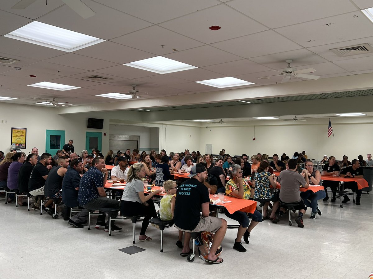 Adrienne Palmer tweet media