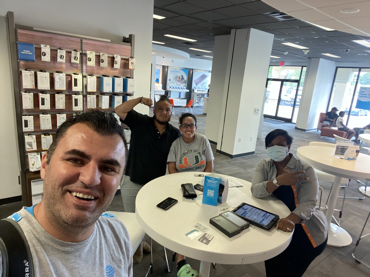 Alex Petrovski tweet media