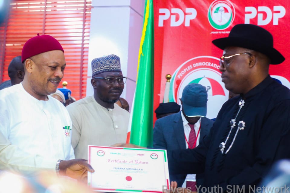 RiversOrator's tweet image. Ama-opu Senibo (Sir.) Siminalayi J. Fubara, has received the certificate of return after emerging winner of the Governorship primary, for People's Democratic Party. #Sim4G