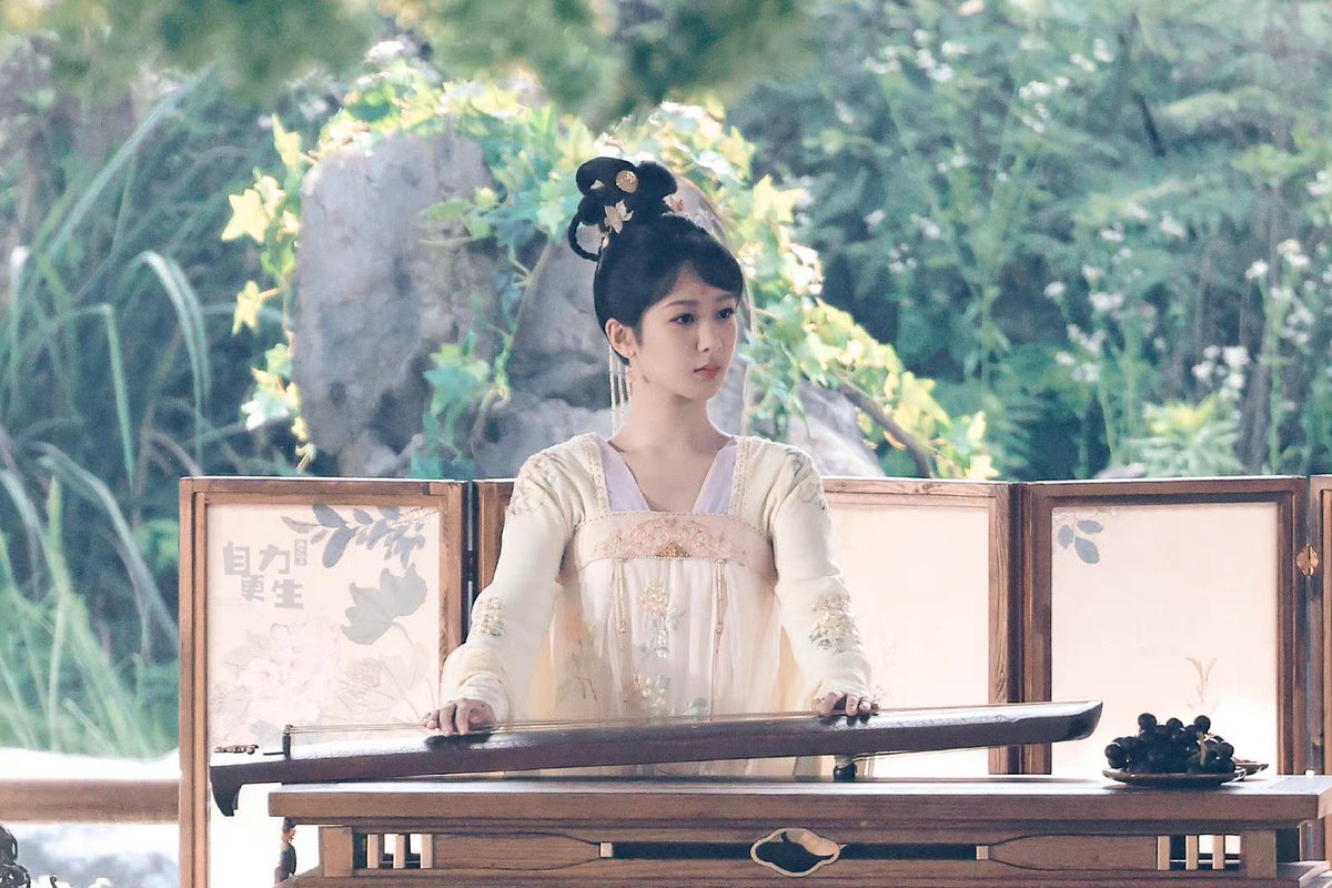 midnightbliss01's tweet photo. Snippets of #YangZi filming for #LostYouForever. 
#长相思 #杨紫 https://t.co/ktNlVTGhR2