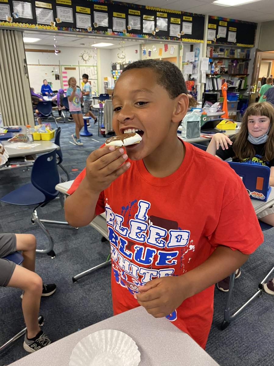 Amy Figger tweet media