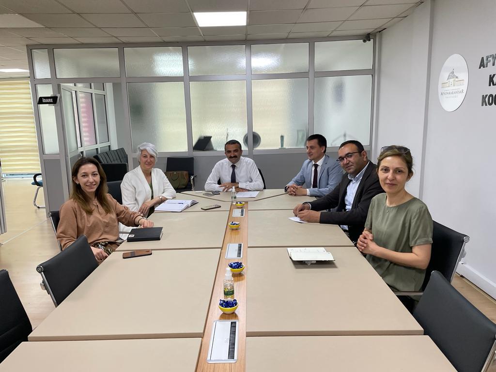 Bim Marketler Satın Alma Müdürü Sayın Derya Gül ile  kooperatiflerimiz adına cok verimli bir toplantı gerçekleştirdik. Kadın Kültür Kooperatifleri başarıdan başarıya koşuyor...
<a href="/kubrayigitbasi/">Doç. Dr. Kübra Güran Yiğitbaşı</a> 
<a href="/AfyonValiligi/">T.C. Afyonkarahisar Valiliği</a>
<a href="/mehmetkeklik94/">Mehmet Keklik</a> 
<a href="/omertekesmia/">Ömer TEKEŞ</a> 
<a href="/mehmet_durgut16/">Mehmet Durgut</a>