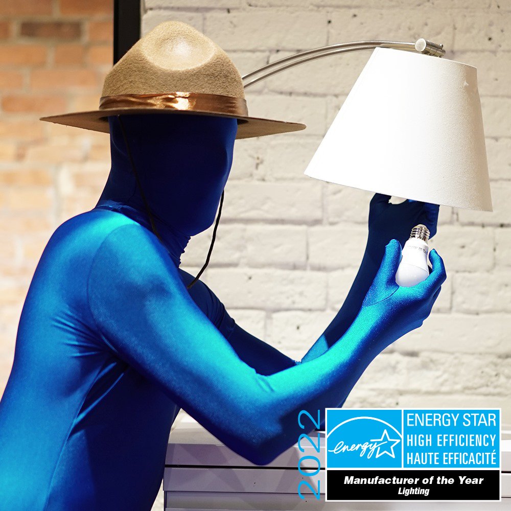 LimageHome's tweet photo. One bulb at a time! 💡🌿✨🌎
We are honoured to win our 6th @ENERGYSTAR_CAN Manufacturer of the Year - Lighting Award! 
It's an incredible accomplishment for the entire team and are excited to share and work even harder next year! #ENERGYSTARCanAwards #Enviro https://t.co/vfHPC3cgSa