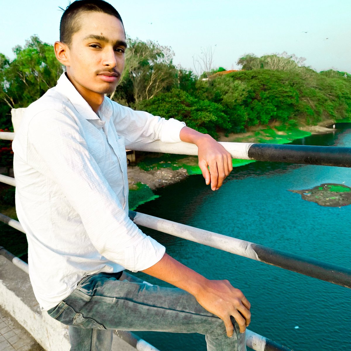 DineshDineshso1's tweet image. #नईप्रोफ़ाइलतस्वीर