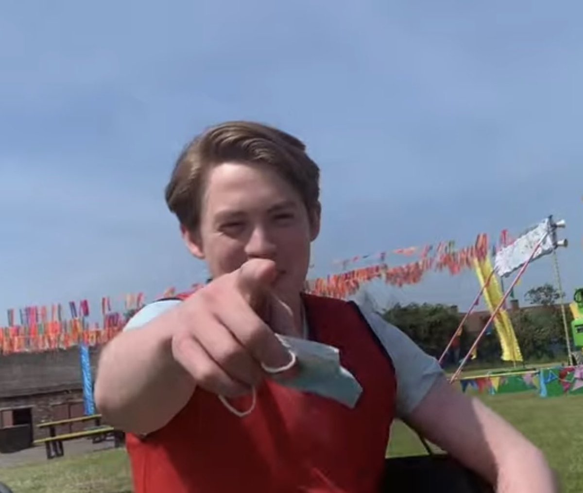godisedvin's tweet photo. i think kit enjoyed the sports day shoot https://t.co/W0ZCBNnsix
