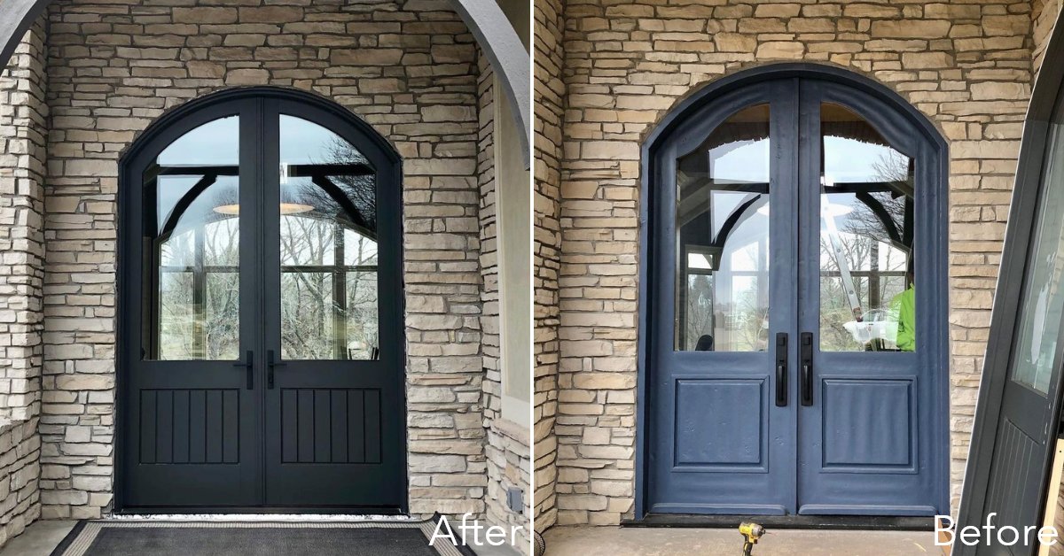 Pella_News's tweet image. After ➡️ Before
We love this front door refresh. A beautiful black door makes this entryway pop. 
Photo credit: Oakwood Builders Group