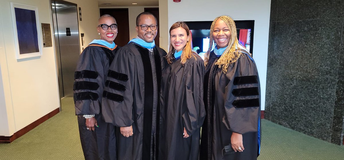 TurnerTechAdult's tweet image. Supporting our Graduates... Congratulations Class Of 2022!  #ClassOf2022 
@miamischools
 @mdcps_central @mdcps_d2  #TurnerTech