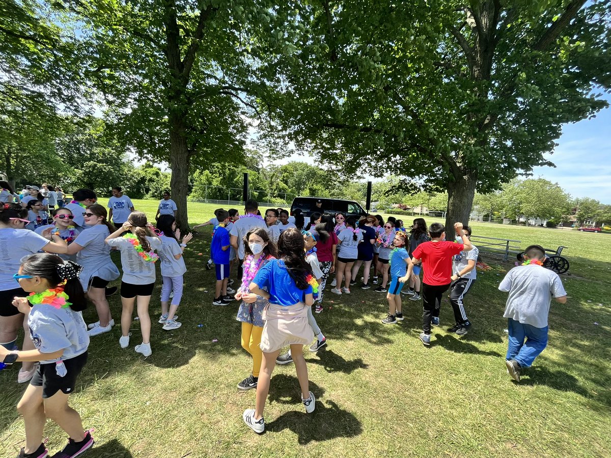 Mrs. Macaluso tweet media