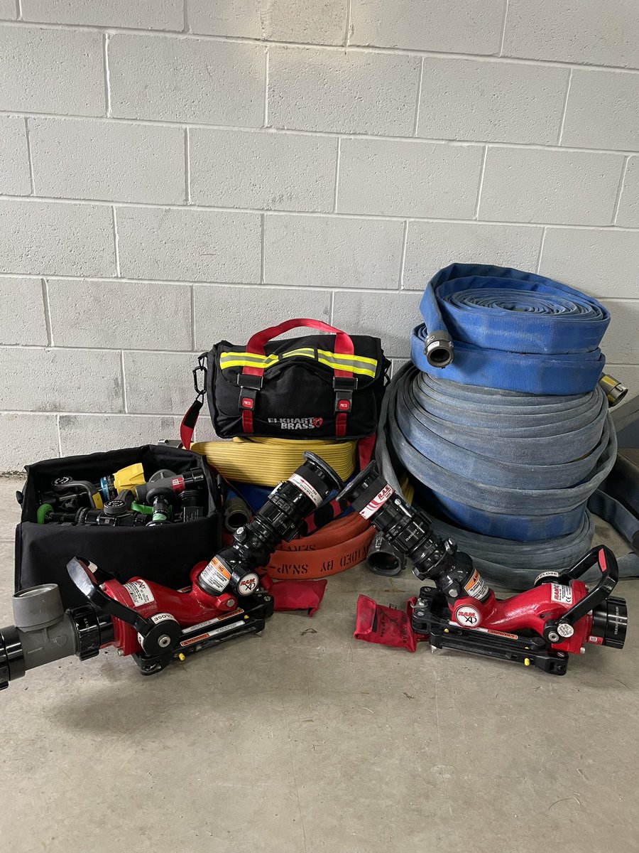 n8murray's tweet photo. Thank you so much to @wgfddeputy from @mnlsupply for supplying all the hoses and appliances for our NFPA 1002 Pump Ops course! We were able to show students the different types of nozzles and how the friction loss calculations make the difference #firetraining #pumps #nozzles https://t.co/4C2EZ9HPSO