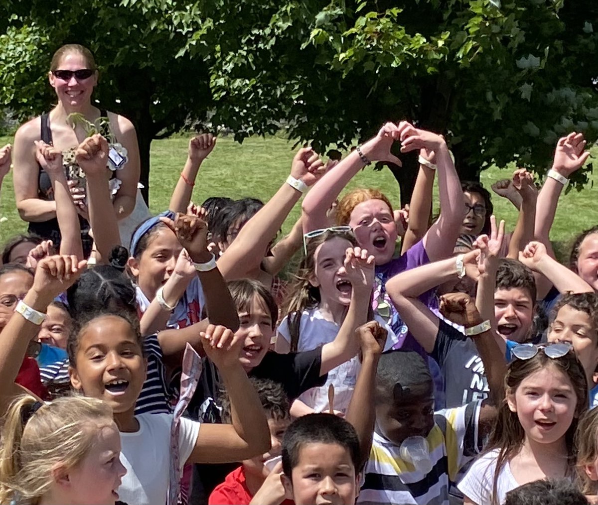 After years of running Fun Days, Tenney mom Dawn Patterson, that’s her on the left, retired today. We cheered her, thanking  her for bringing the fun and sunshine to this Tenney tradition. #Tenneyrocks