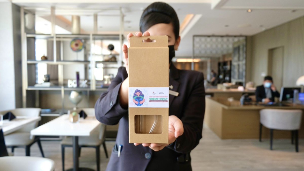 Clark_Marriott's tweet photo. ๐๐จ๐ฐ ๐๐ข๐ ๐ฒ๐จ๐ฎ ๐ฆ๐๐ซ๐ค #WorldEnvironmentDay? #MarriottBonvoy Elite members can get their own ๐๐๐๐ฆ๐ฆ ๐ฆ๐ง๐ฅ๐๐ช ๐ฆ๐๐ง when they check in at #ClarkMarriottHotel. #ExperienceItFIRST https://t.co/vUTH1Q0efF