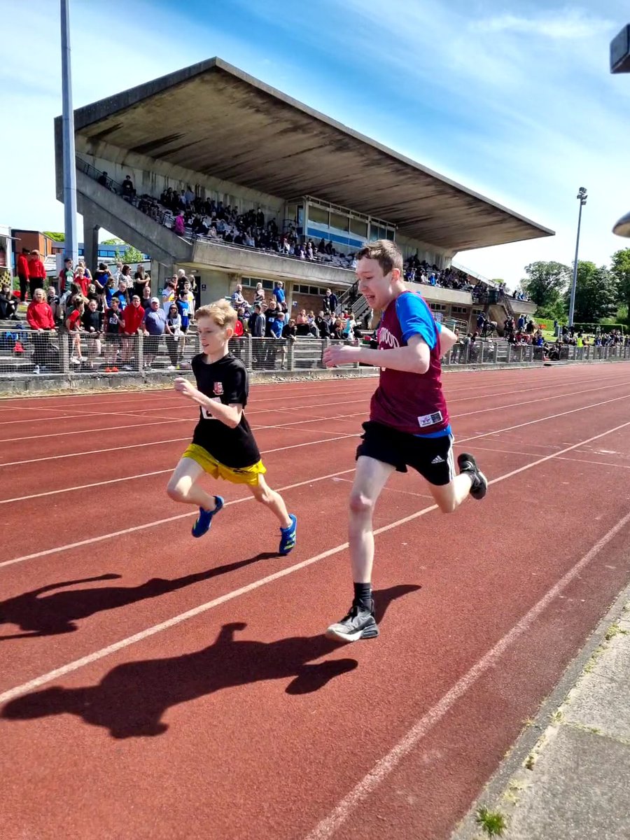 TEAMPEGW's tweet photo. Here is some action shots from our athletes competing at the Ayrshire Schools Athletics Championship today, you can see the drive and determination on their faces. Great technique and positive attitudes #chasingPBs https://t.co/fcMyUgxGiX