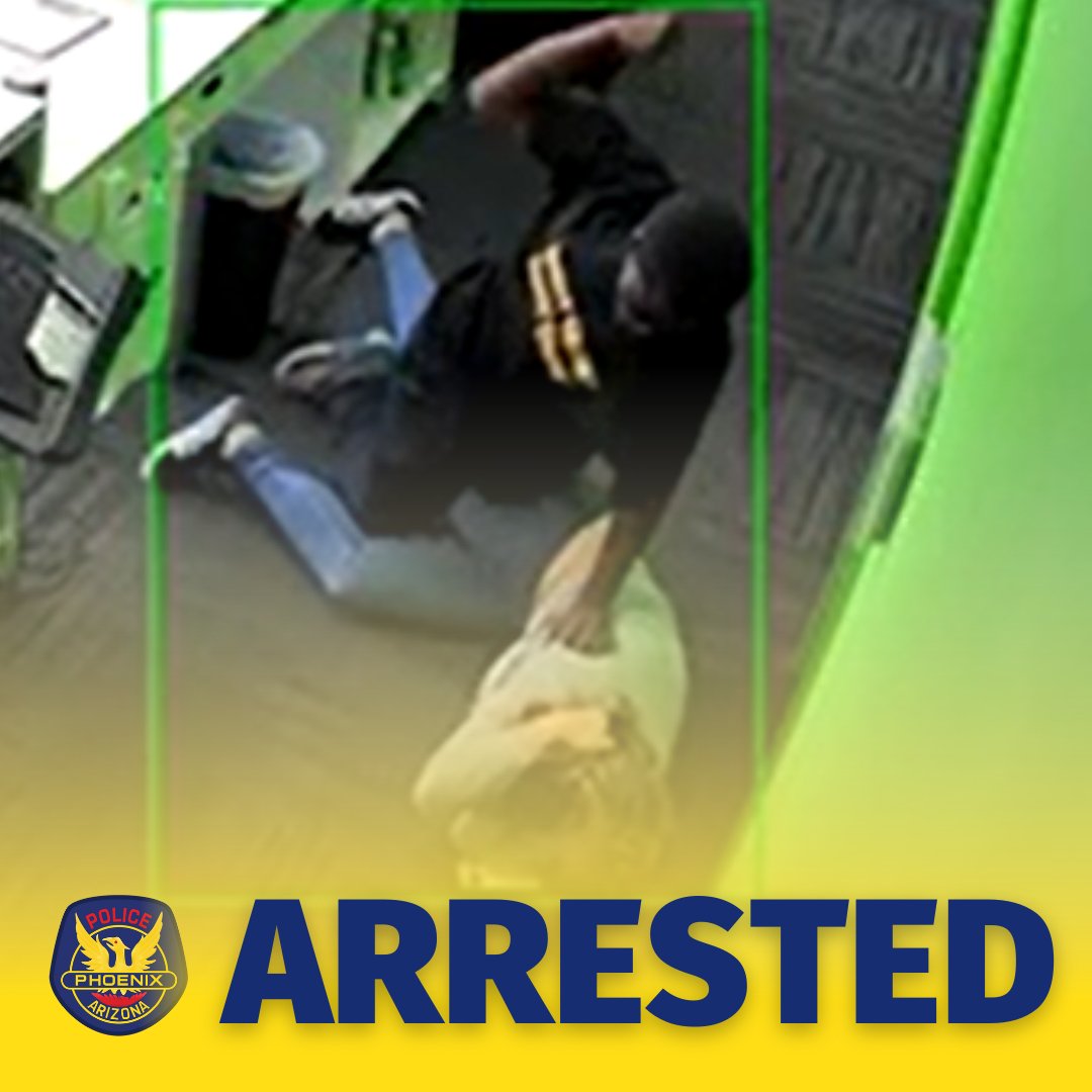 policiaphoenix's tweet photo. Gracias a todos por todos los consejos enviados después de que publicamos un video de este sospechoso agrediendo al empleado de una tienda de teléfonos celulares. Arresto pendiente realizado por #PHXPD900NET. https://t.co/cxV10jMAdp