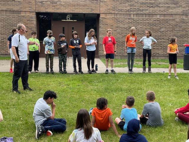 ElmCreekElem's tweet image. 5th graders in the Second Annual Dazzling Dave yoyo competition! #yoyolife