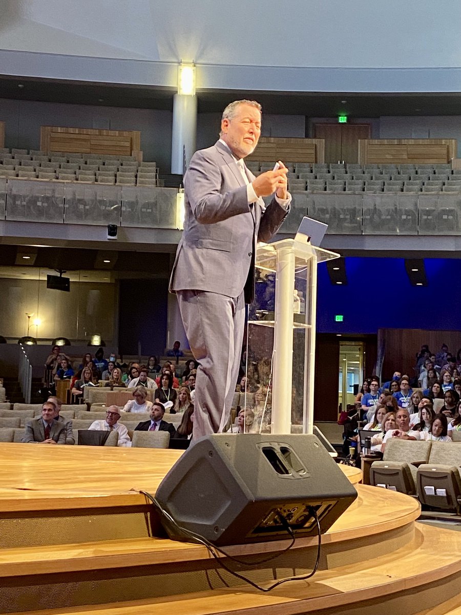 kcbornheimer's tweet image. Front row for ⁦@mikemattos65⁩ Keynote ⁦@SolutionTree⁩ #atplc #SMSDPLCInstitute What a great day I’d learning with ⁦@theSMSD⁩