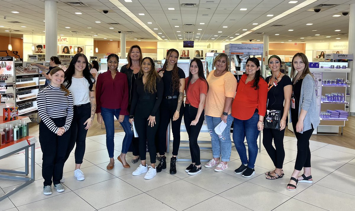 Neli Nava tweet media