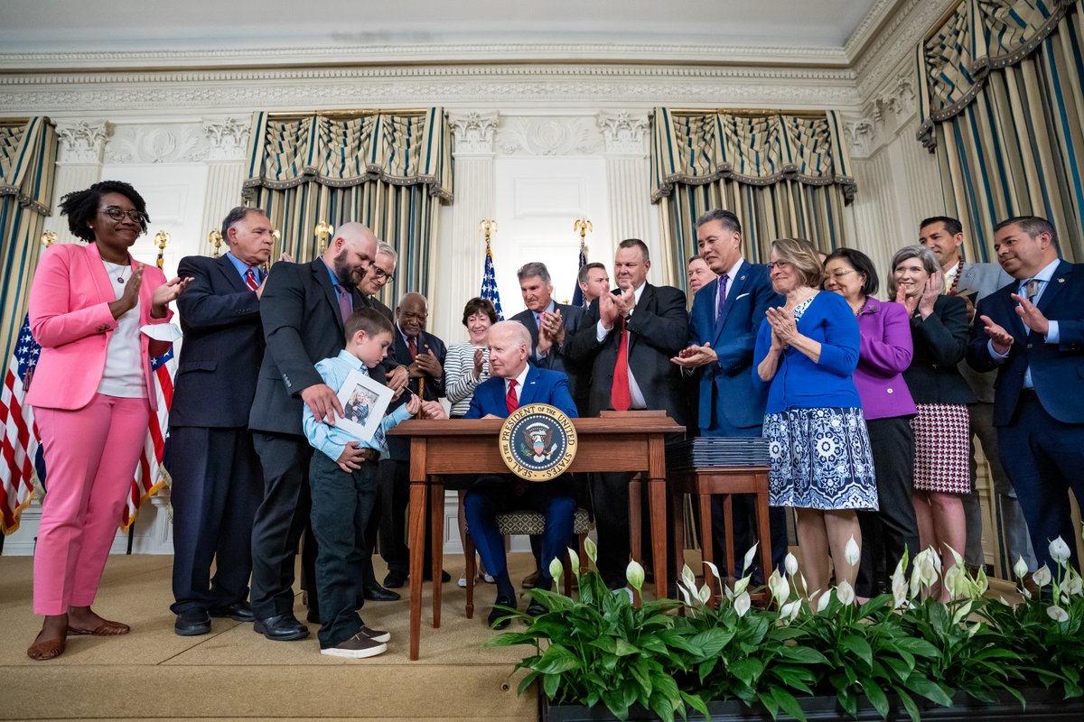 POTUS46Archive's tweet photo. I’ve long believed we have a sacred obligation to properly train and equip those we send into harm’s way — and to care for them and their families when they return. Today, I signed nine bipartisan bills into law that will honor that obligation and improve care for our veterans. https://t.co/HW17cg0Xgp