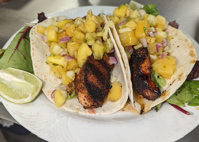 KoveRestaurant's tweet photo. Taco bout a beautiful day for some Tacos with Margaritas! 🌮 🍹
.

.💻🖱 https://t.co/KSzTNwVs5Q
    
#TheKove #EatLocal #Audubon #NewJersey #Restaurant #Jersey #LocalEats #SupportSmallBusiness #OpenWeStand https://t.co/h6ORqoLQUe