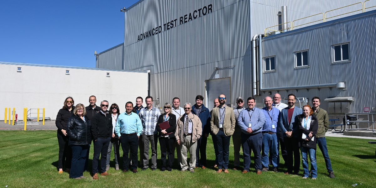 GAINnuclear's tweet photo. Excited to share @INL resources and tour with members of industry ➡️ @NuScale_Power, @USNCTech, Natura Resources, LLC, Alpha Tech Research Corp, @TerraPower, @KairosPower, ThorCon US, Inc., NuGen, LLC, @BWXT, @LightbridgeCorp and Radiant Radiant Industries Inc. 
#GAINingAnEdge https://t.co/g5BW2j77PX