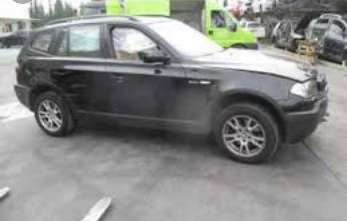 Melani Olivares tweet media