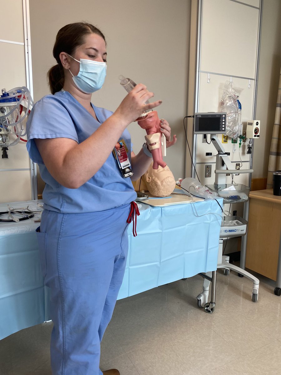 Last medical student SPA (simulation, procedures, airway) day in the books at @IUSMEmergMed <a href="/IUMedSim/">IUMedSim</a> <a href="/IUMedSchool/">IU School of Medicine</a>!!! Thankful to be sharing this with @Kylie__Ren, future sim fellow extraordinaire

#MedTwitter #Simulation #airway