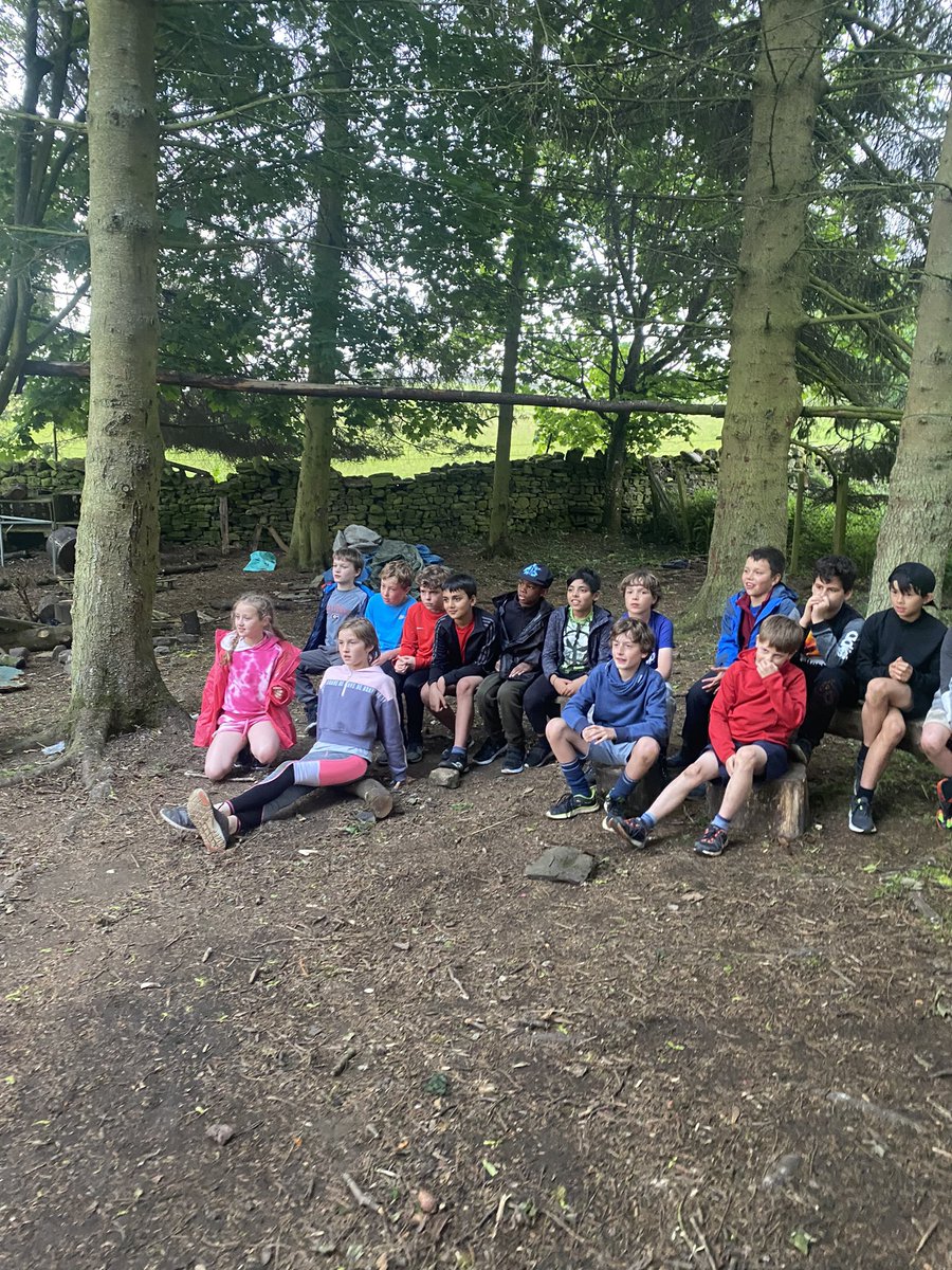 We have had a wonderful final evening toasting marshmallows and singing songs around the campfire 🔥🎶
