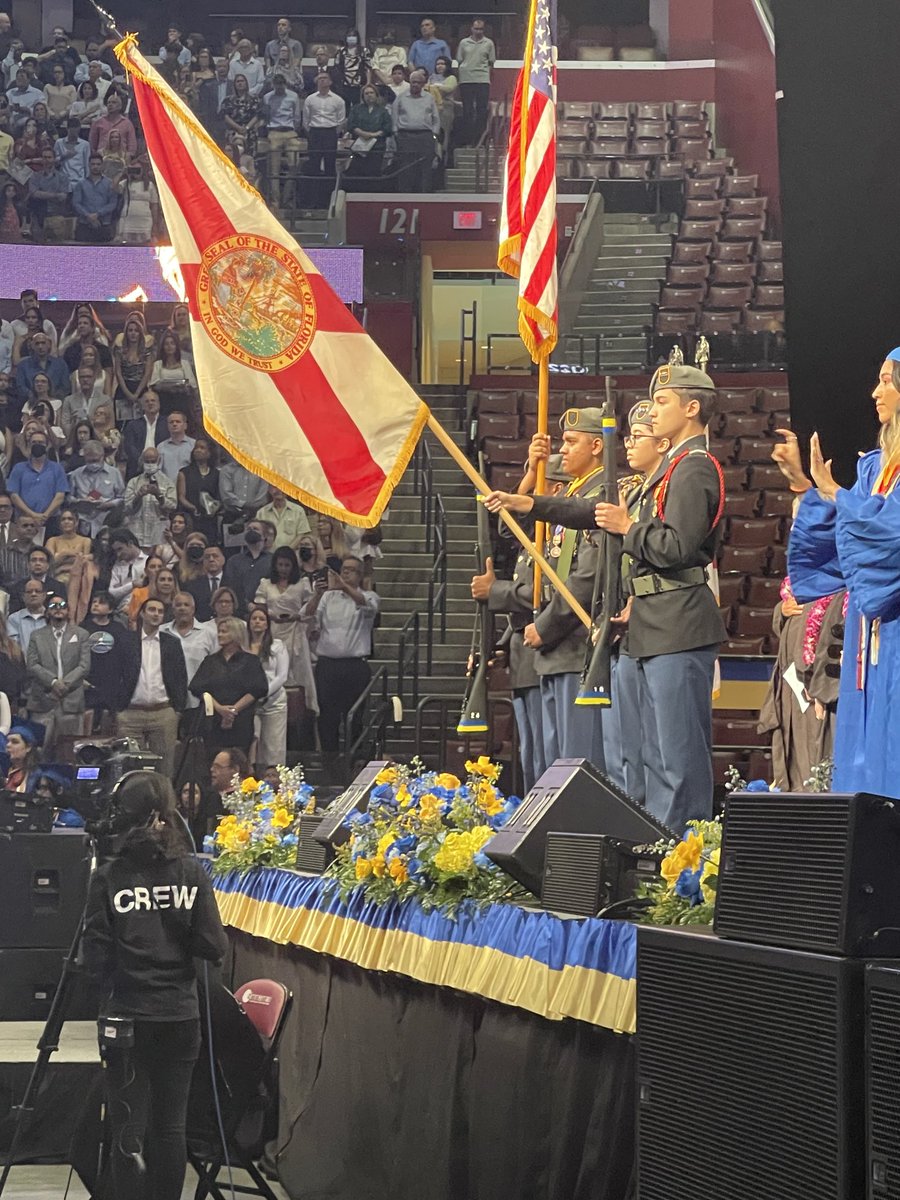 DrKFried's tweet photo. So proud of the Class of 2022!!! Amazing celebration. We love you and could not be prouder of all you have accomplished. It is now your time to go and be GREAT!โก๏ธ๐๐ #Lightningforever https://t.co/GPLeFnqjCI