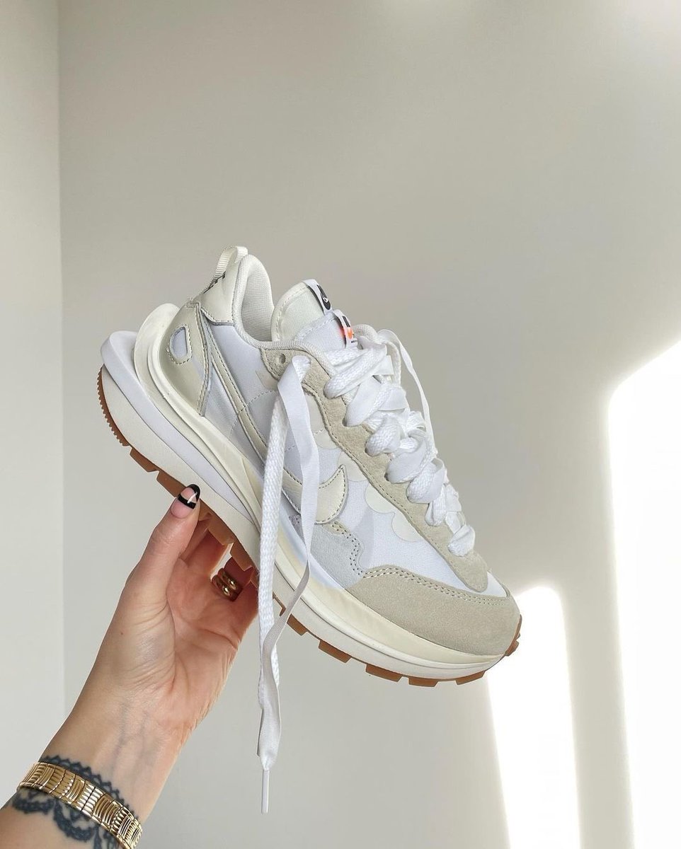 SneakCorner's tweet photo. VaporWaffle Sacai https://t.co/bNVtwKxALJ