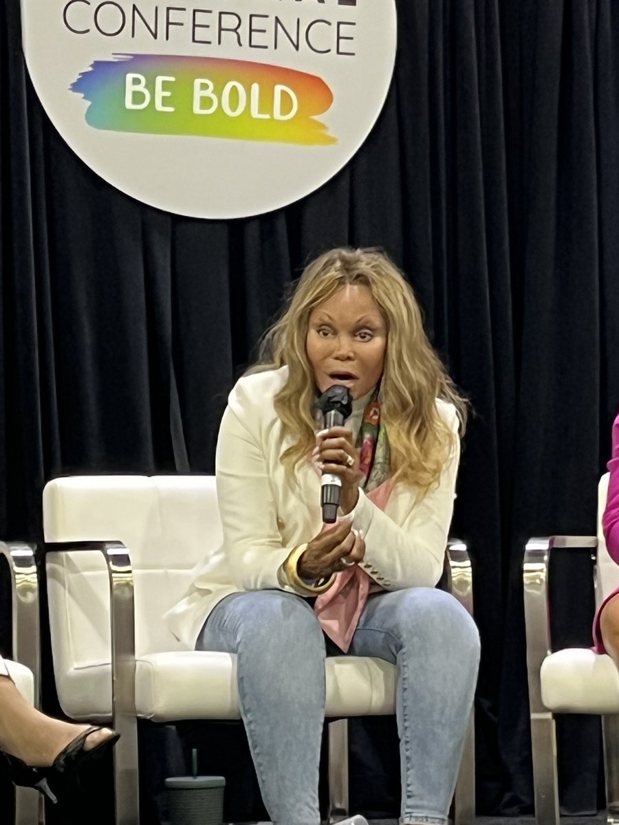 WEConnection's tweet image. @CFJMFG CEO Sharon Evans and Founder &amp;amp; CEO of ActOne Group @JBryantHowroyd talk about #goingglobal at #wbencconf “Going Global as a WBENC-Certified Women-Owned Business” panel moderated by @CEOVazquez.
