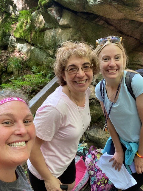 BarnsteadSchool's tweet photo. Outstanding day for the Grade 3 Field Trip to Flume Gorge! https://t.co/RQhVCCtusx