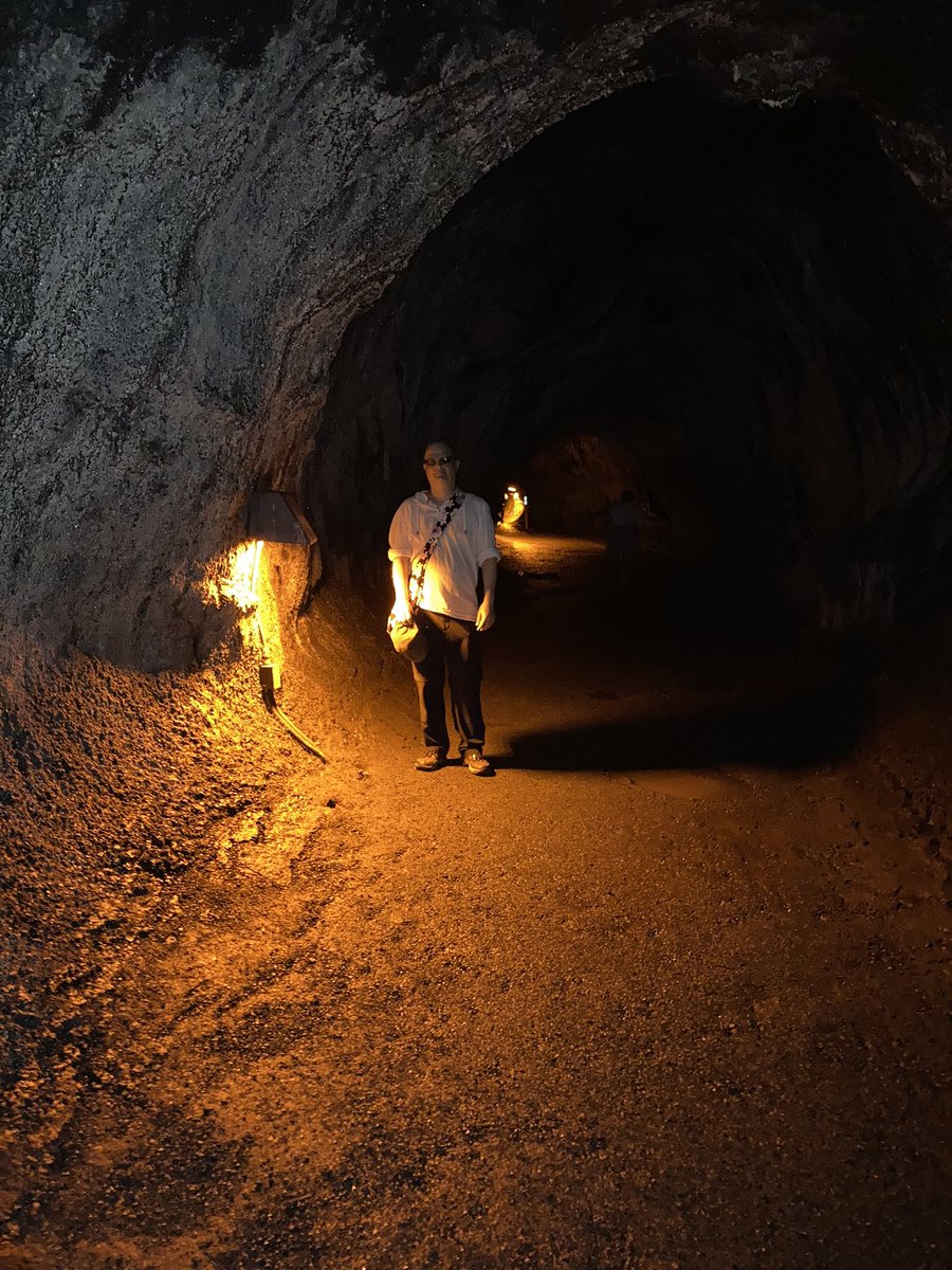Visit to the volcano and lava tunnel…
