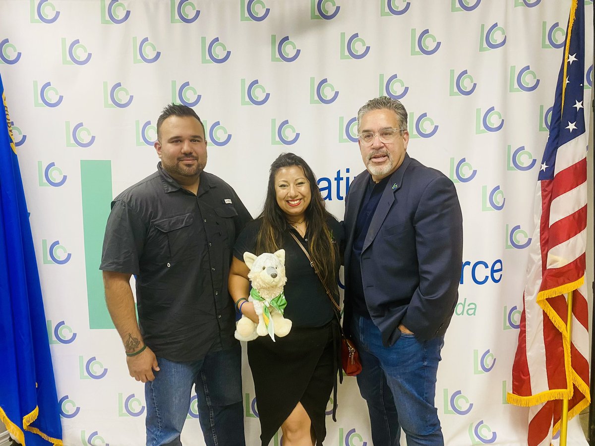 OfficialPeterG_'s tweet photo. Incredible meeting with @latinxvocesllc Big Plans!
#boostuplatinx @lvlcc Always working! https://t.co/lReEU1pEDs