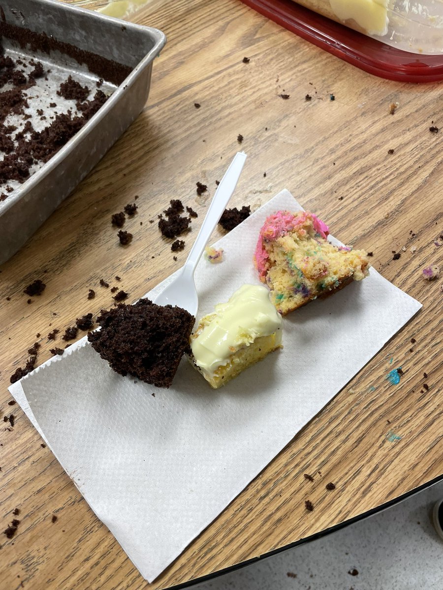 Ms_Dey2's tweet photo. Threw our bride-to-be a surprise bridal shower and cake testing! Our fifth graders decided funfetti was the best! Congrats @Miss_McCarty19! 👰🏻#TogetherWeGrow @WoodburnES https://t.co/lb9jXzjPBy