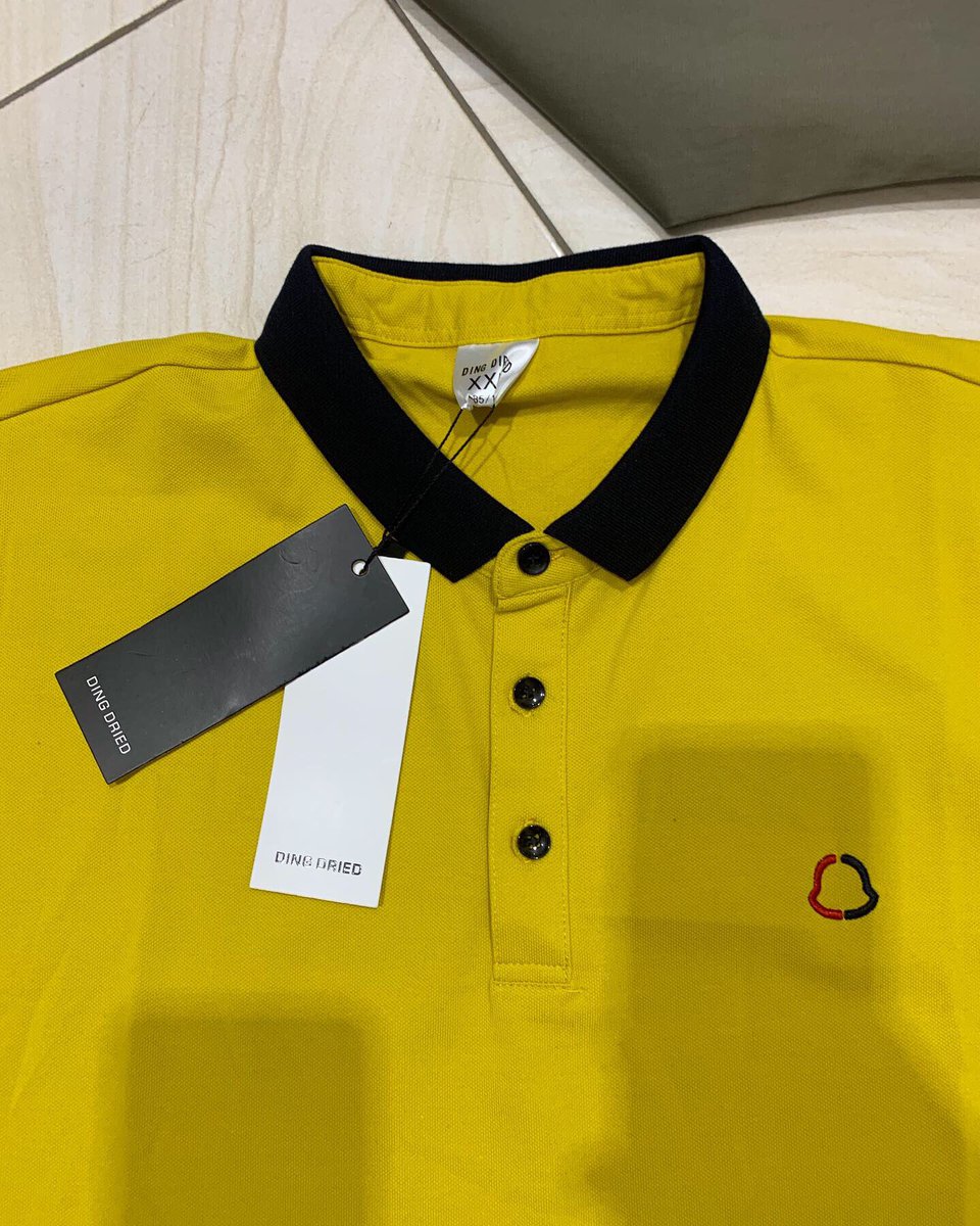 dukenarx's tweet photo. Cadet 42000 tsh &amp; T-shirt 32k tsh nicheki kwa Dm kwa maelezo zaidi  Mali safi na yenye viwango 🔥🔥🔥🔥 https://t.co/7Y23woIxHw