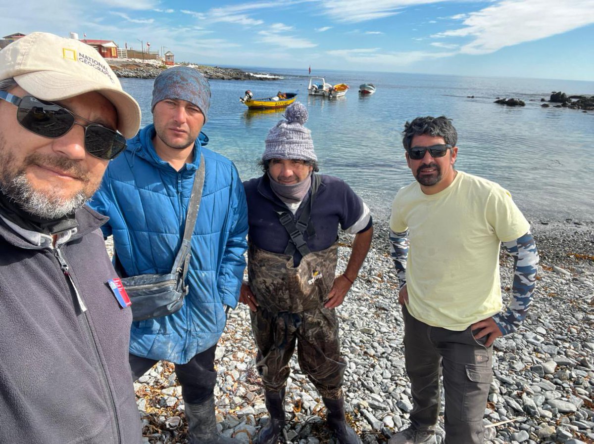 MOP_Atacama's tweet photo. 👷♀️#ObrasPortuariasMOP avanza en diseños internos de las Caletas #TotoralBajo en #Copiapó y #Angosta en #Huasco.
☝🏻Los trabajos ejecutados junto a pescadores, consistieron en Batimetria, x lo cual agradecemos a Juan y Sergio Berrios d #Huasco y funcionarios de la DOP @MOPBiobio 👏🏻 https://t.co/1FeRUSuPzF