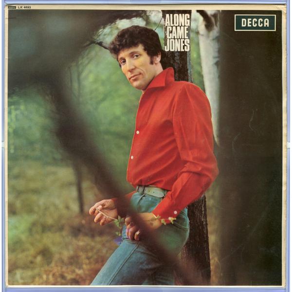 Happy 82nd birthday to Tom Jones. 