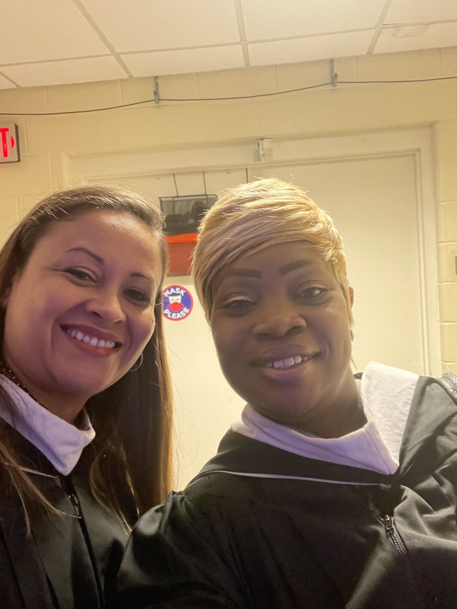 mrs_guad's tweet photo. That’s a wrap! Congratulations to the Class of 2022!! It was an honor serving you!! https://t.co/FZbi1iUQGq