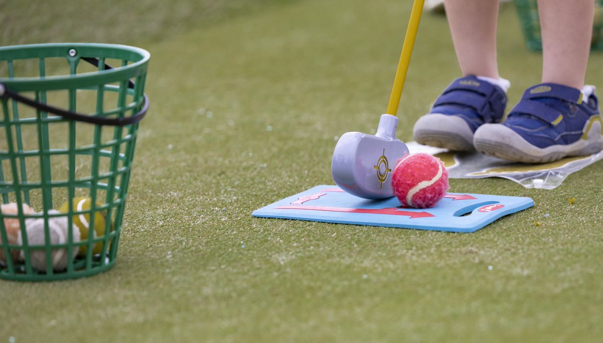Welcome to Golf classes with Coach Val and Coach Emily are offered every week at Golf House Tennessee!

They are available to ages 4-5, 6-8 and 9-12. There are also introductory classes offered for other ages up through adults!

More info 👉🏽 tngolf.org/learning-cente…